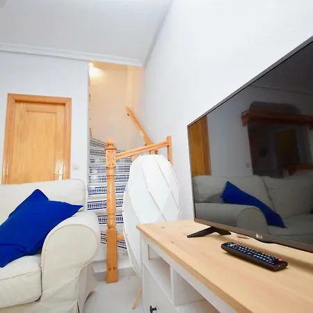 Tatil Evi 38 Fantastic // Ac - Wifi Torrevieja